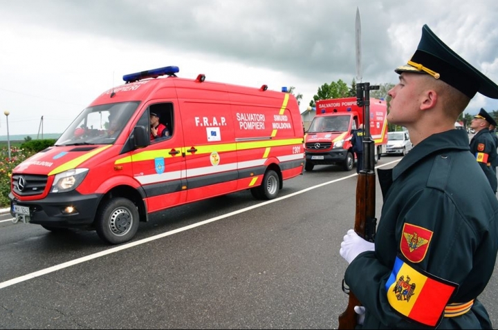 AIR TRAGEDY IN CANTEMIR. SMURD heroes passed customs with honors (PHOTO)