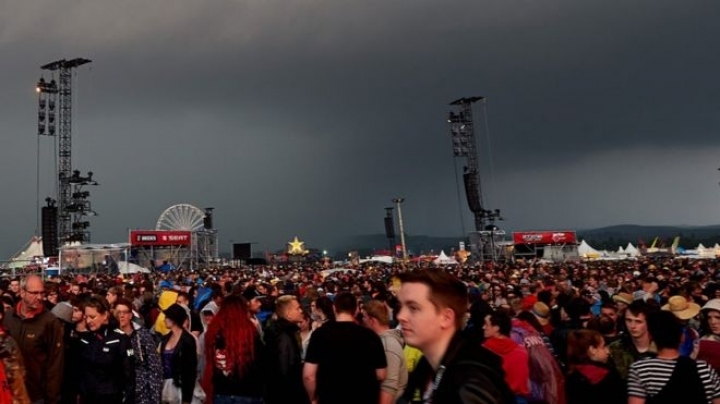 Lightning strikes hurt dozens in Germany rock festival