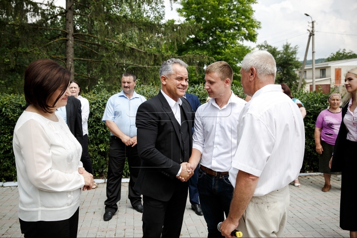 Monument to late Moldovan poet Dumitru Matcovschi UNVEILED in his native village