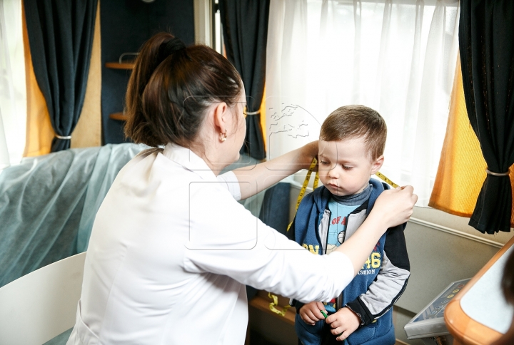 Dozens of children, adults from Ciocalteni village, Orhei district, consulted by Edelweiss' pediatricians