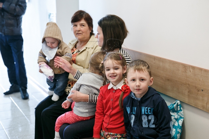 Dozens of children, adults from Ciocalteni village, Orhei district, consulted by Edelweiss' pediatricians