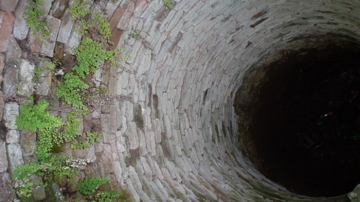 A man from Straseni has lost his life after falling in a well