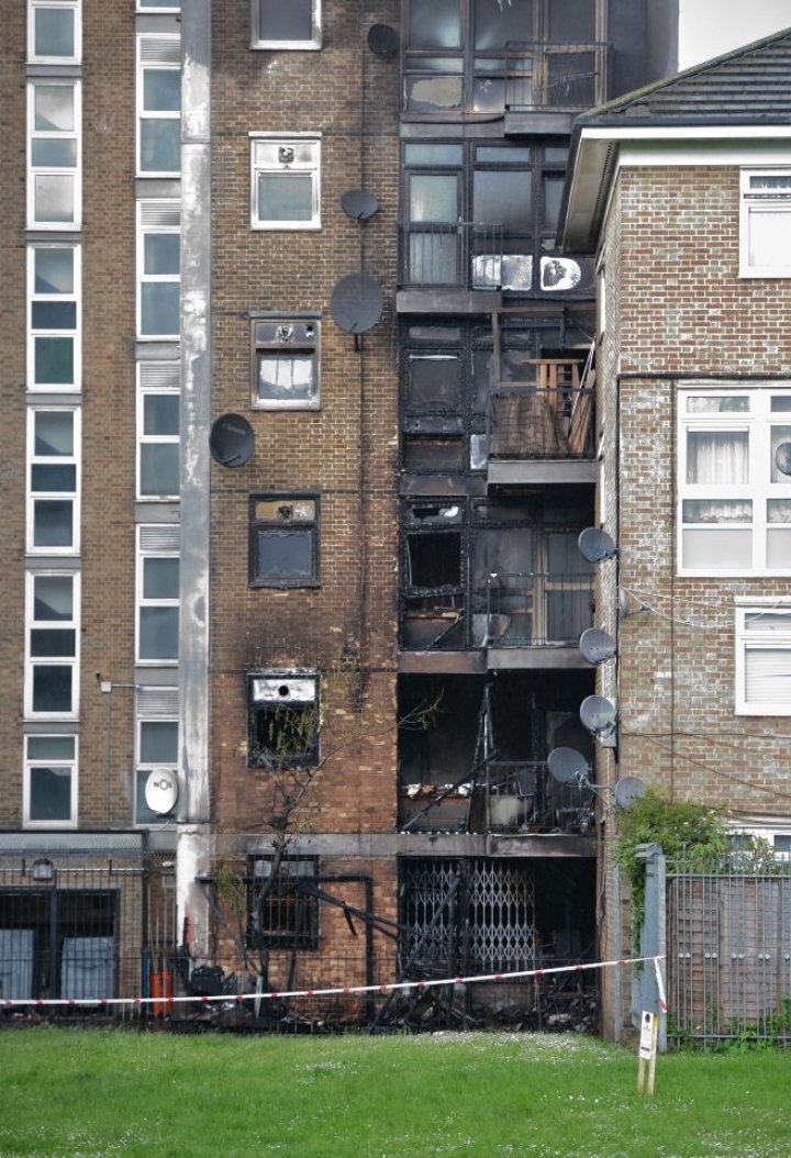 Blaze at South London tower block fills the sky with giant plumes of thick black smoke