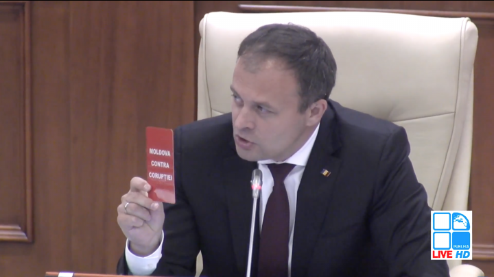 Deputies showed RED CARD to corruption in Moldova. Integrity draft, voted in Parliament (PHOTO)