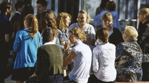 Sleeping on street to get Romanian scholarship