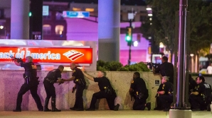 Two snipers shoot 11 police officers,killing 4, during Dallas protests