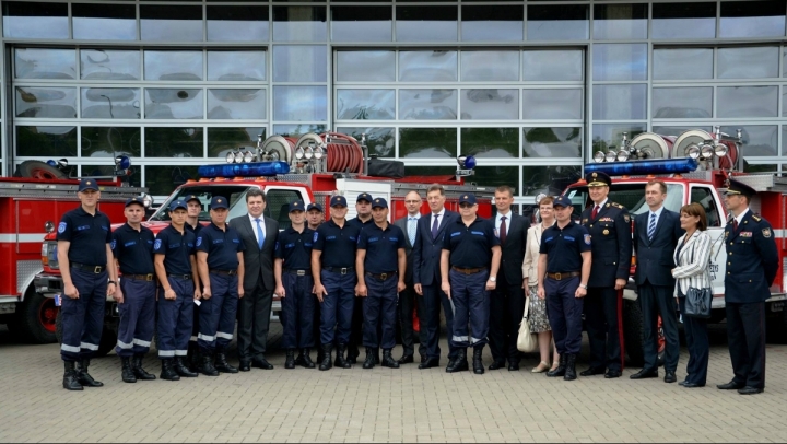 Lithuania donates firetrucks to Moldova's Emergency Service (PHOTO)