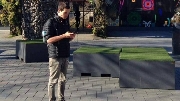 A man from New Zealand quits his job to become a full-time Pokémon hunter