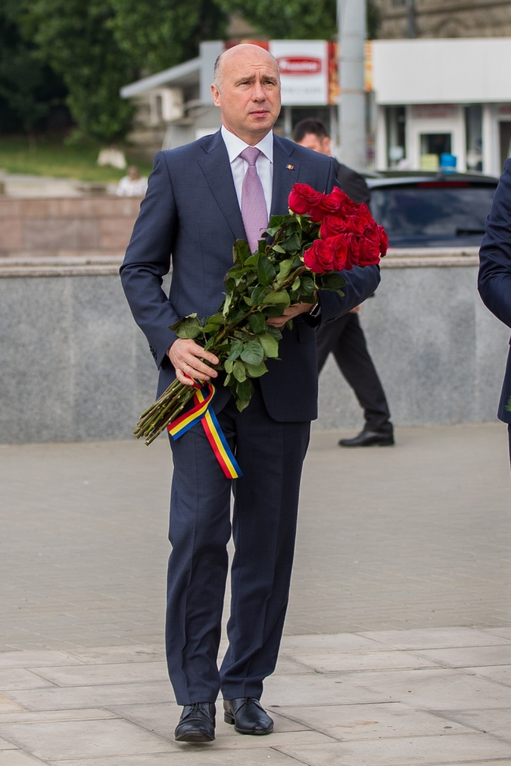 Prime minister commemorated victims of Stalin's regime deportations