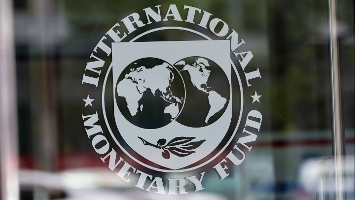 IMF concerned about Chisinau authority's initiative to reduce some privileges of National Bank's employees