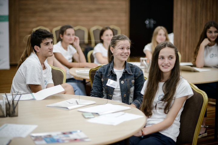 School of Edelweiss Ambassadors gives unique experience to 20 young people