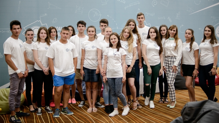 School of Edelweiss Ambassadors gives unique experience to 20 young people