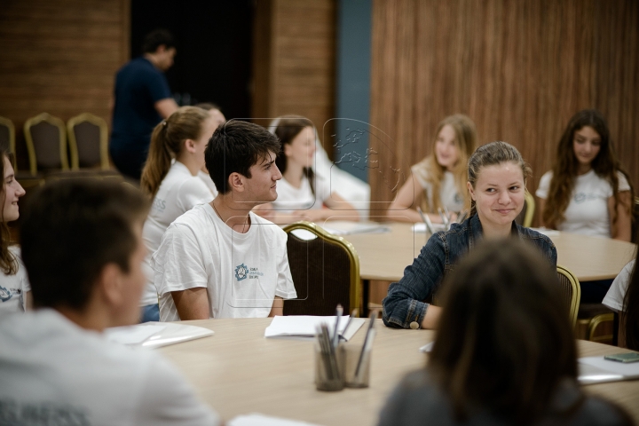 School of Edelweiss Ambassadors gives unique experience to 20 young people