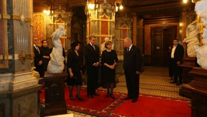 Nicolae and Margareta Timofti attend funeral of Queen Ana of Romania (PHOTO)