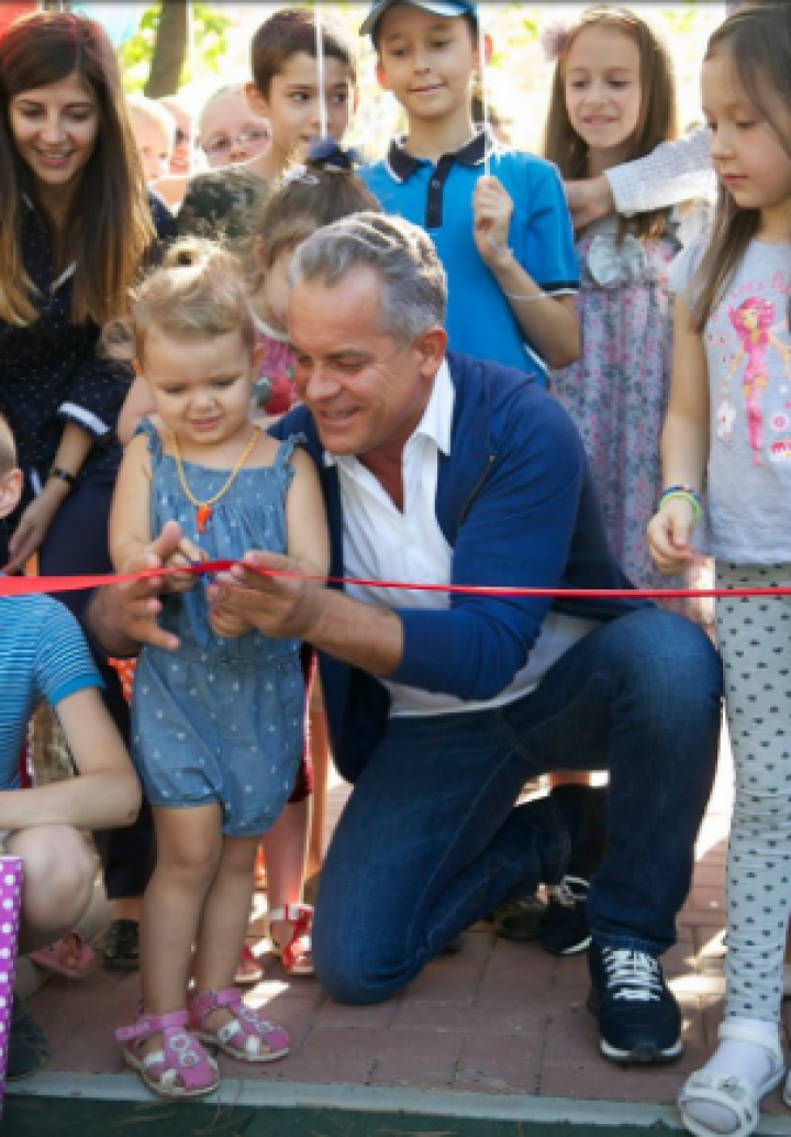 Safe and Modern 'Edelweiss' parks. New playground opened in Chisinau