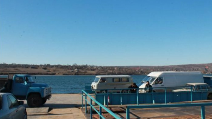 Cosauti-Yampol ferry stops working