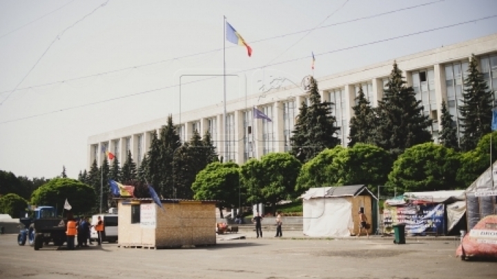 Court of Appeal upholds decision to remove DA protesters' tents from downtown Chisinau