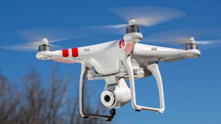 Drone almost hits passenger plane in Britain. Police opens probe