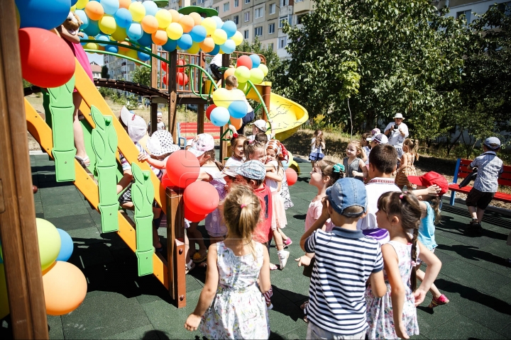 "Edelweiss Parks", a new campaign launched for improving childhood started in Ialoveni and Hancesti 