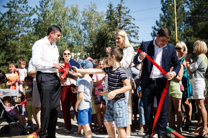 "Edelweiss Parks", a new campaign launched for improving childhood started in Ialoveni and Hancesti 