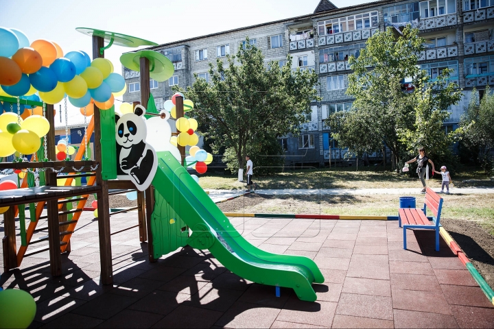 "Edelweiss Parks", a new campaign launched for improving childhood started in Ialoveni and Hancesti 