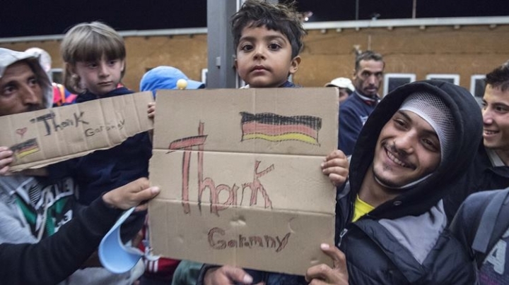 Europe migrant crisis: Germany expects 'up to 300,000' this year 