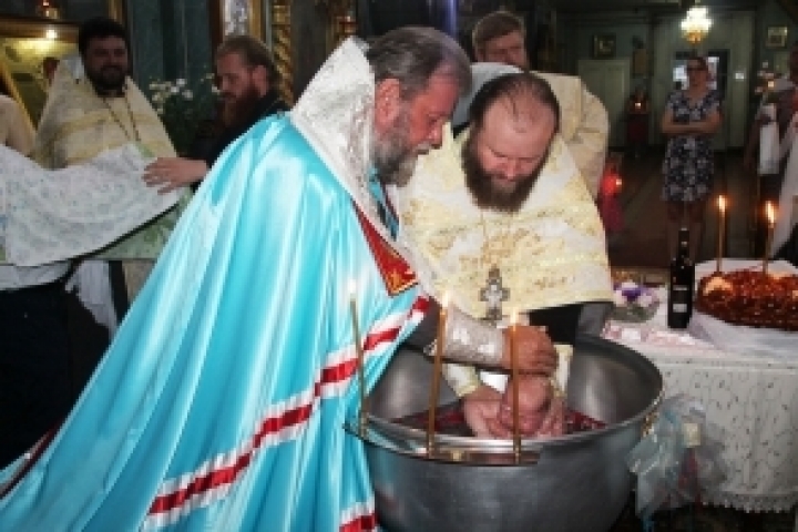 Moldova's mitropolitan bishop to baptize fourth babies in families