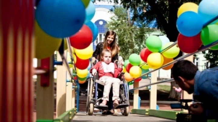 Premiere in Moldova. Vlad Plahotniuc's Foundation opens first playground for disabled kids