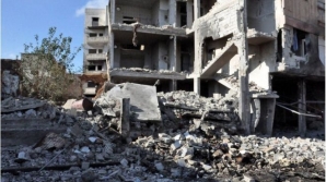 Syria war: Deadly blasts hit government and Kurdish areas