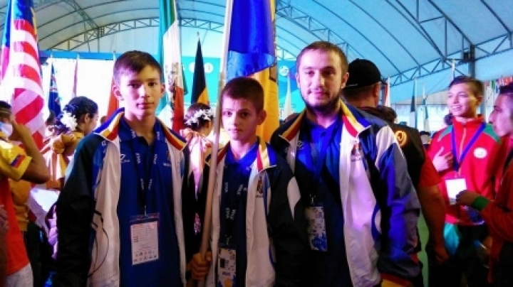 Moldovan wrestlers won silver medals at World Championship in Thai boxing