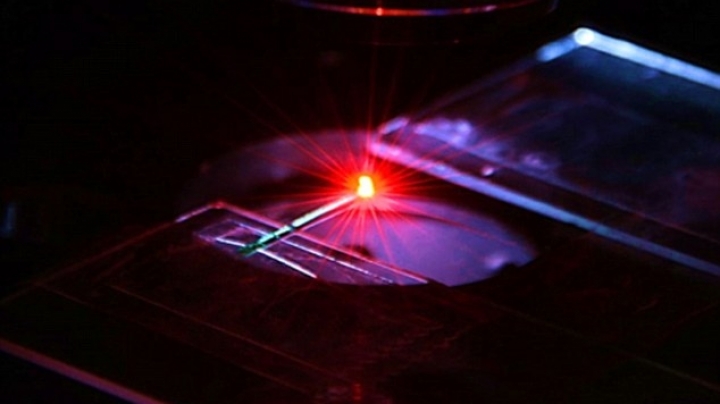 Laser made from human blood could help find cancerous tumours