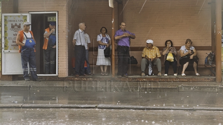 Forecasters issue Yellow warning of unstable weather on entire territory