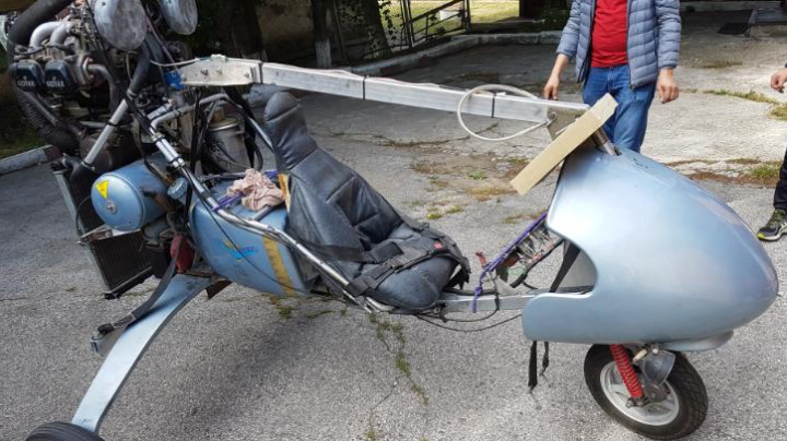 Cigarettes, supposed to be transported to Romania with a motor hang glider, seized by border police