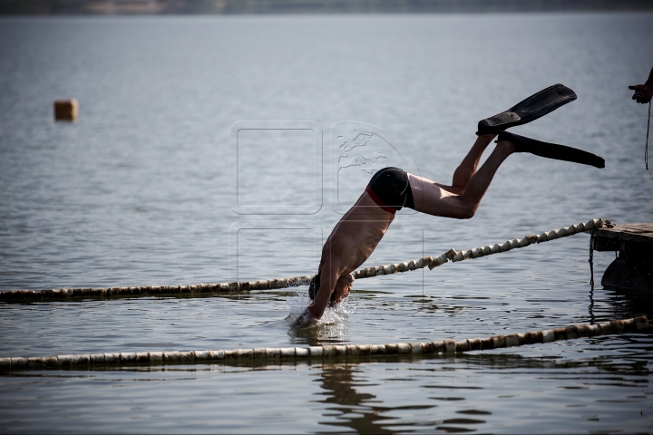 Championship of rescuers, organized near lake Ghidighici