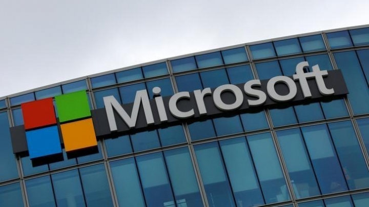 Microsoft raises dividend, plans $40 billion share buyback 