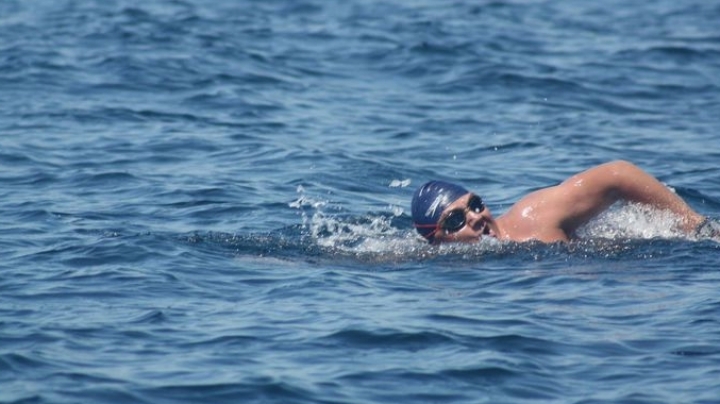 Adventures of Ion Lazarenco while crossing Catalina Channel in California