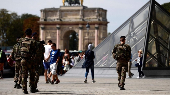 15-year-old boy arrested in Paris suspected of planning attack