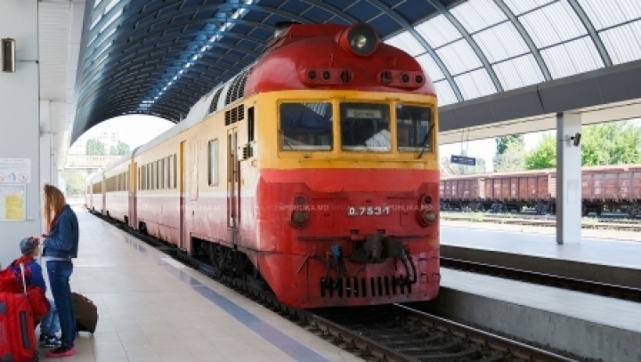 EIB tenders over EUR50 mn to buy locomotives, modernize Moldovan Railway