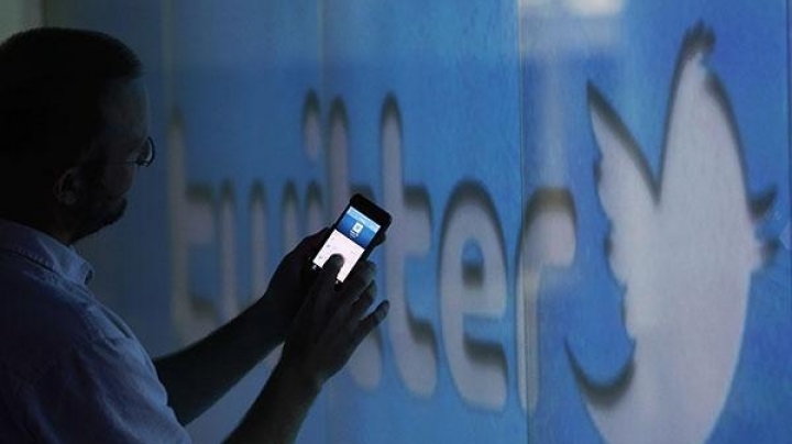 Twitter sale: Google reportedly in talks to buy site