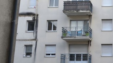 Four killed after balcony collapses during party in western France