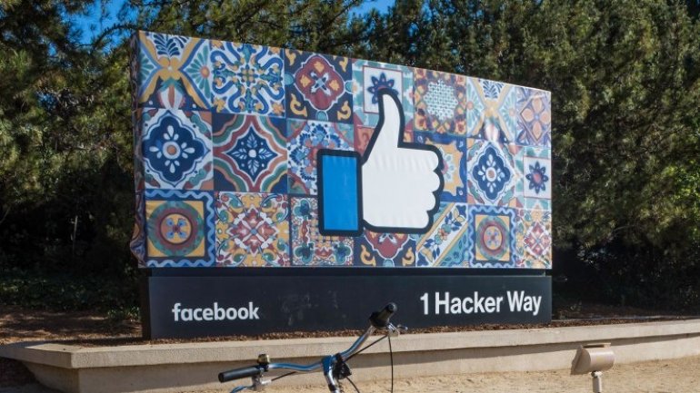 Facebook draws criticism for 'ethnic affinity' ad targeting