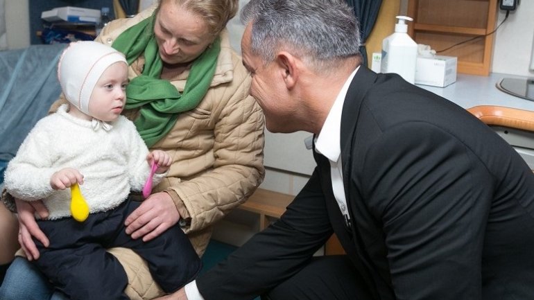 Vlad Plahotniuc: "We'll provide free medical examinations to village children as long as it's needed"