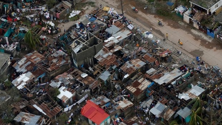 Hurricane Matthew: At least 136 people killed in Haiti, officials say