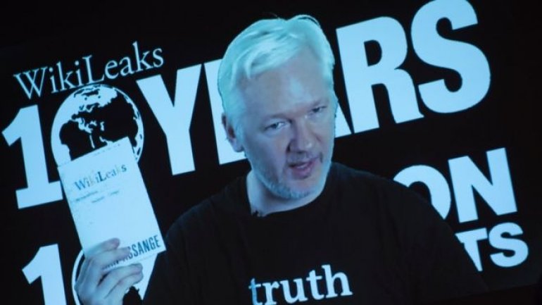 Ecuador curbs Assange's internet to halt US election 'interference'