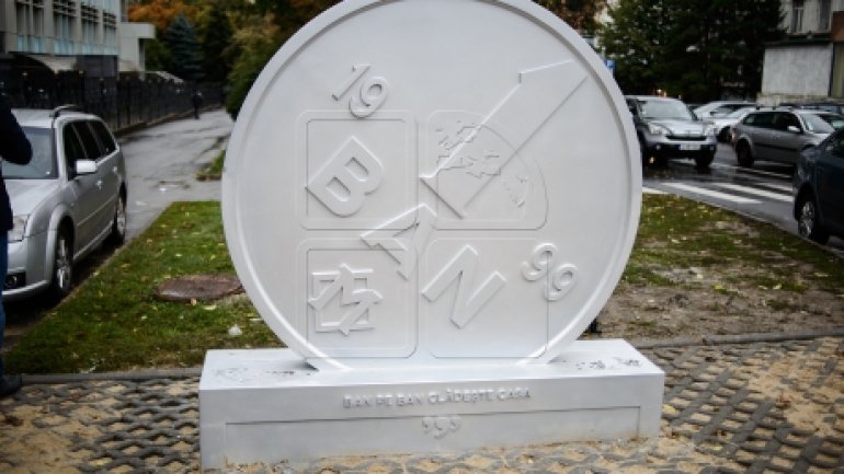 Moldova's national coin has its monument