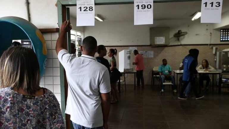 Evangelical bishop elected as mayor of Rio in second round of municipal elections