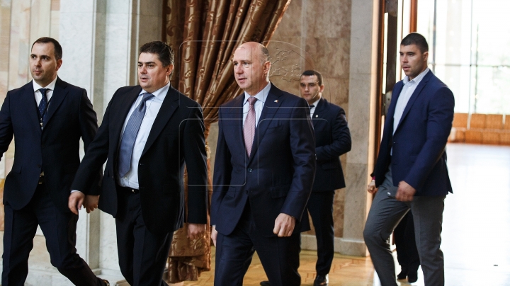 Moldovan PM attends economic forum "Moldova Business Week" (Photos)