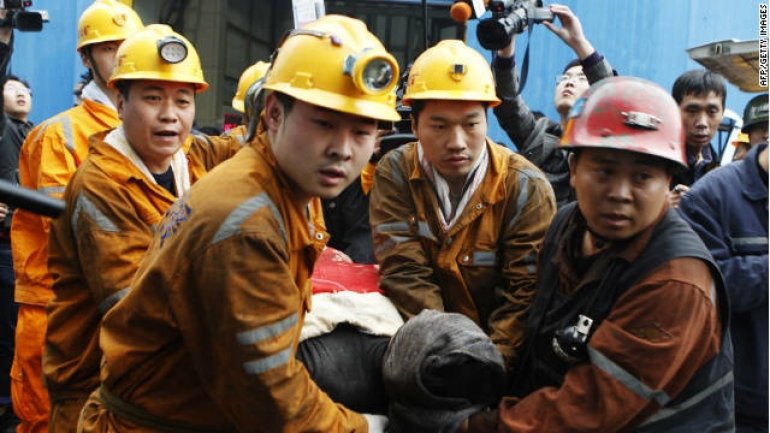 Blast in Chinese coal mine. 15 miners dead, 18 missing