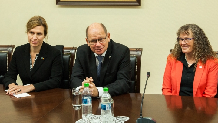 Moldovan Prime Minister Pavel Filip meets Swedish speaker, Urban Ahlin