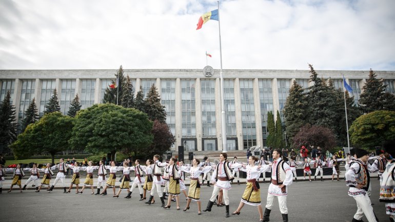 Scores of Moldovan localities, Capital mark day of patron saint (PHOTO GALLERY)